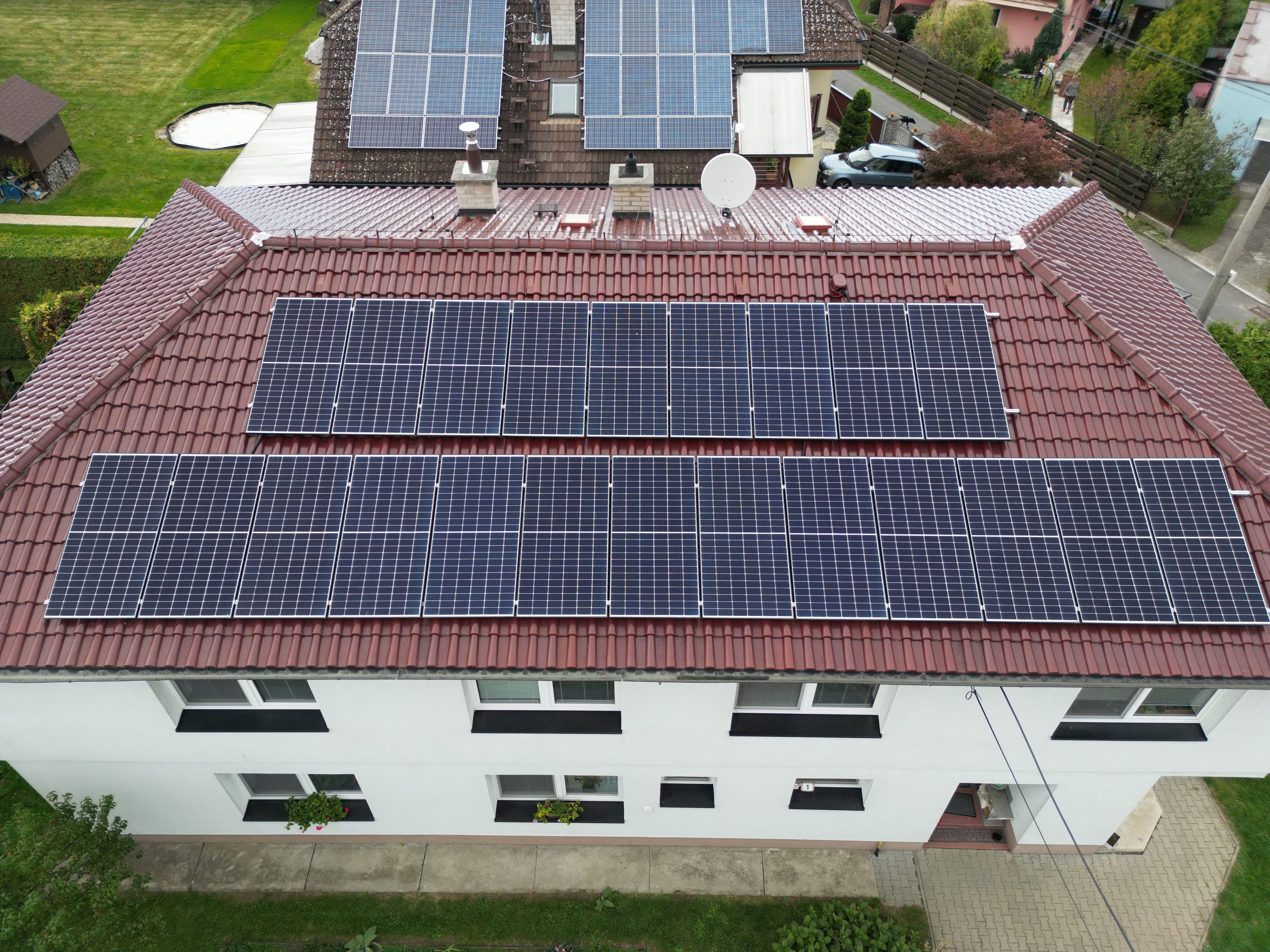 Oprava střešní instalace FVE